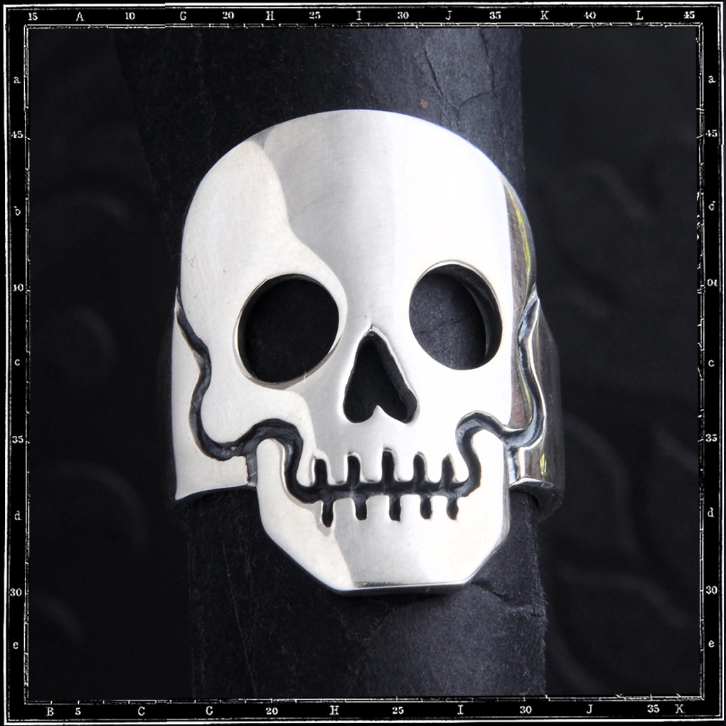 SKULL MASK RING
