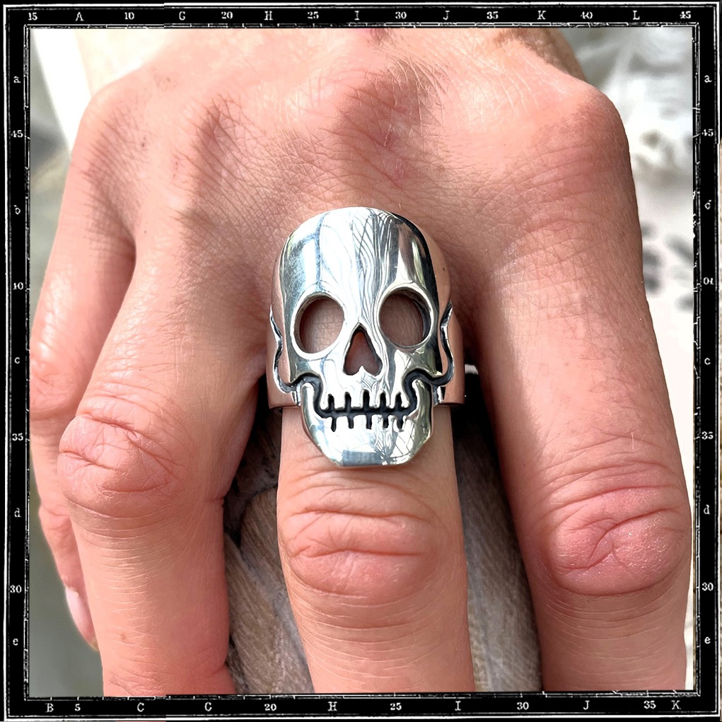 SKULL MASK RING