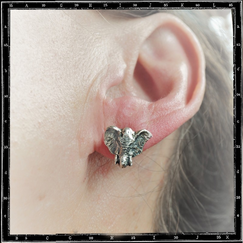 ELEPHANT STUD EARRING