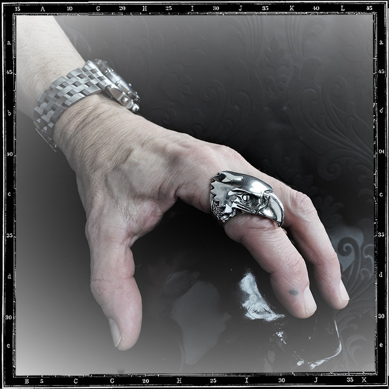 EAGLE HEAD RING - LARGE