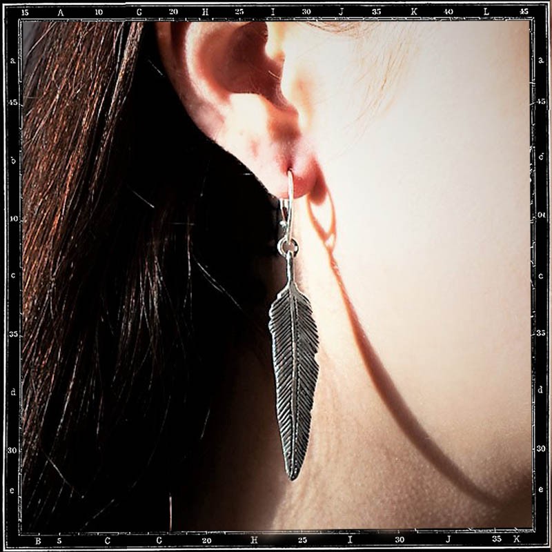 FEATHER EARRINGS - MEDIUM
