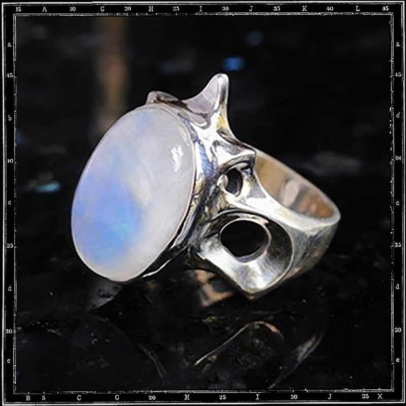 DREAMER STONE RING