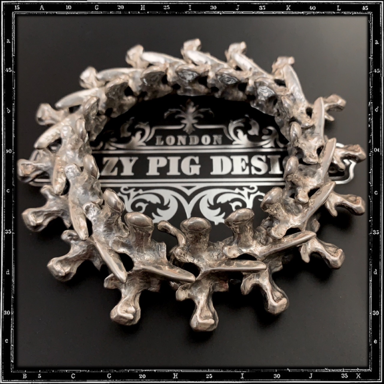 SPINE LINK BRACELET - LARGE