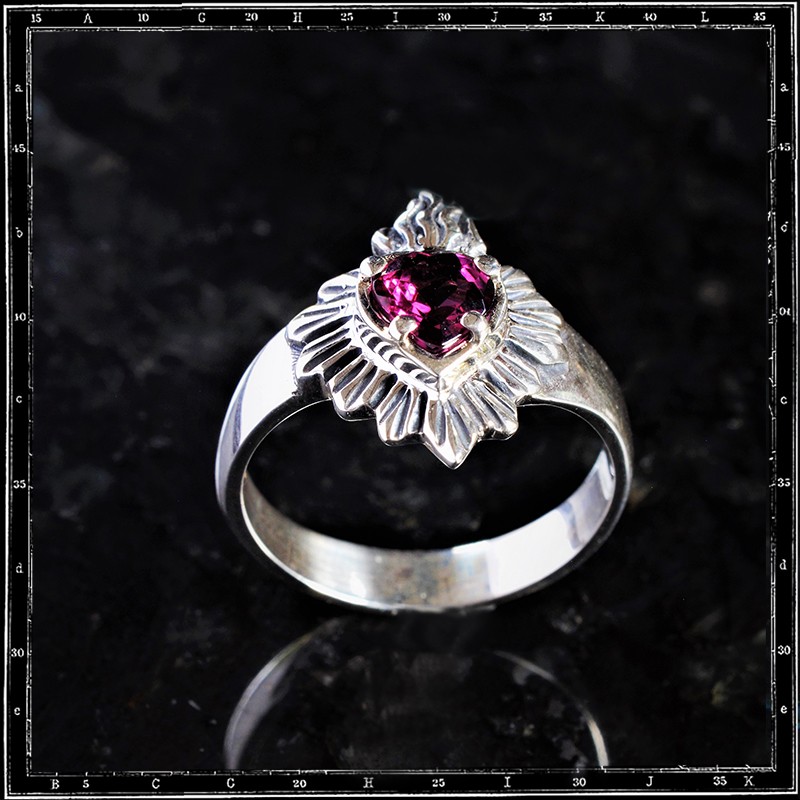MILAGRO MEXICAN SACRED HEART STONE RING