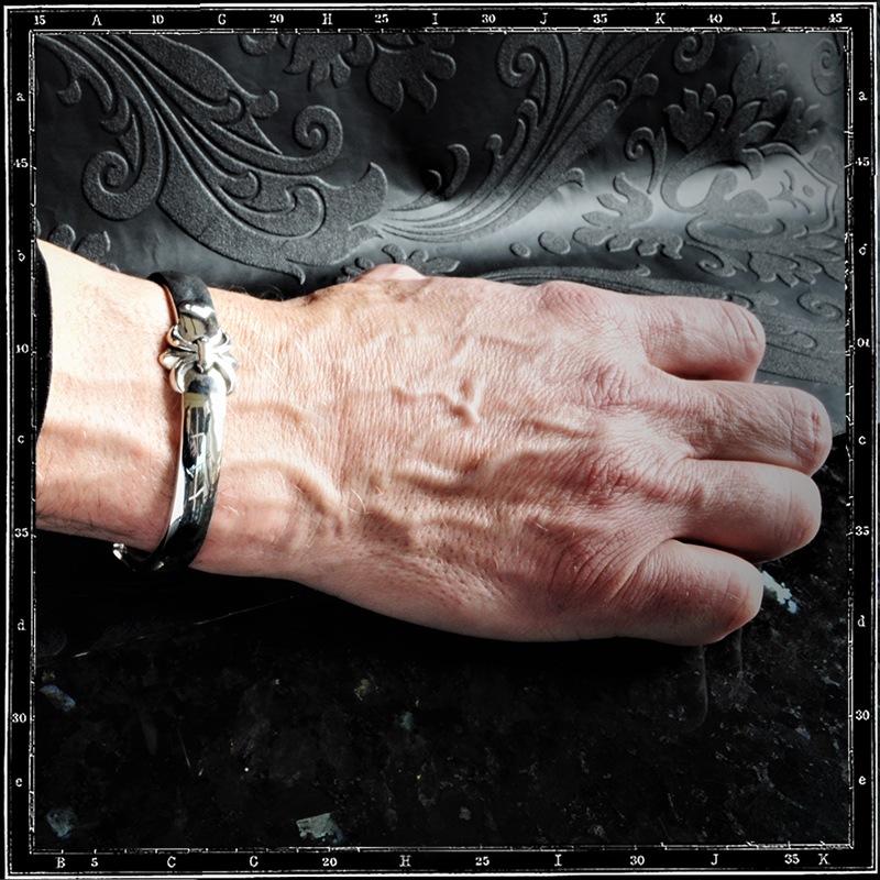 CLASSIC TUDOR BRACELET