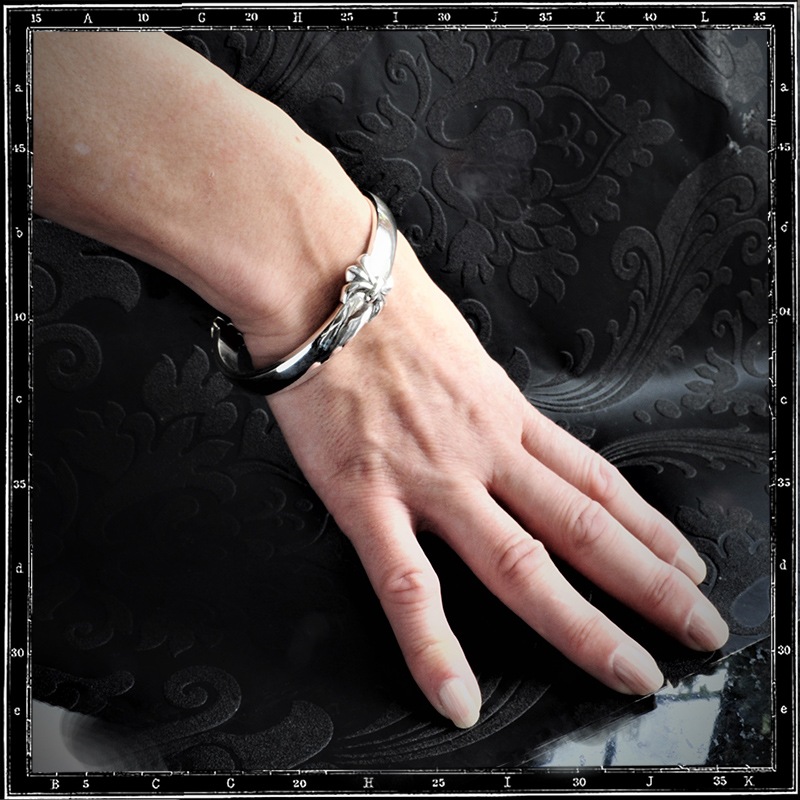 CLASSIC TUDOR BRACELET