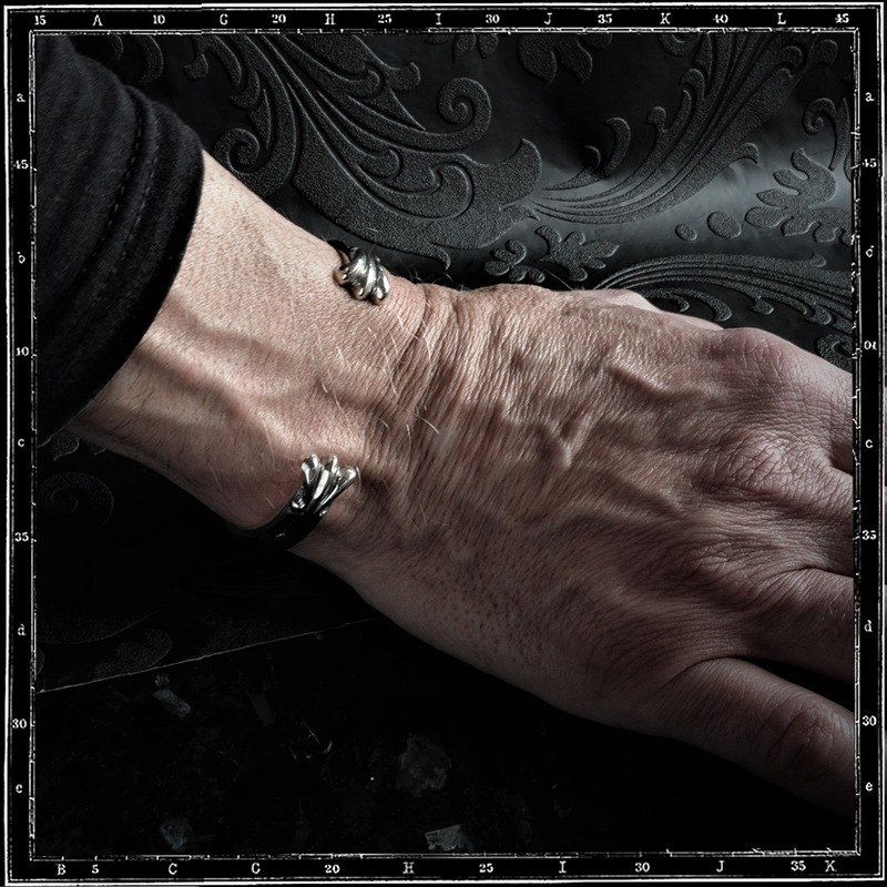 CLASSIC TUDOR BRACELET