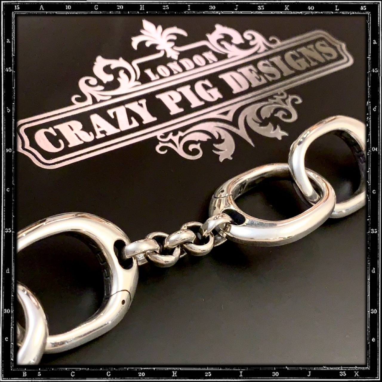 HANDCUFF BRACELET - SMALL