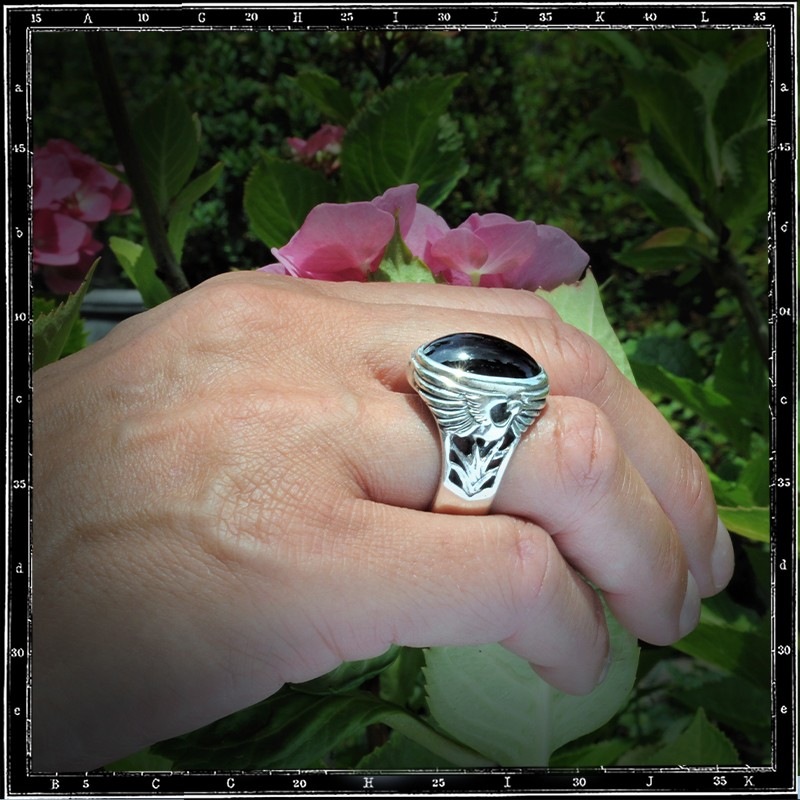 STORK STONE RING