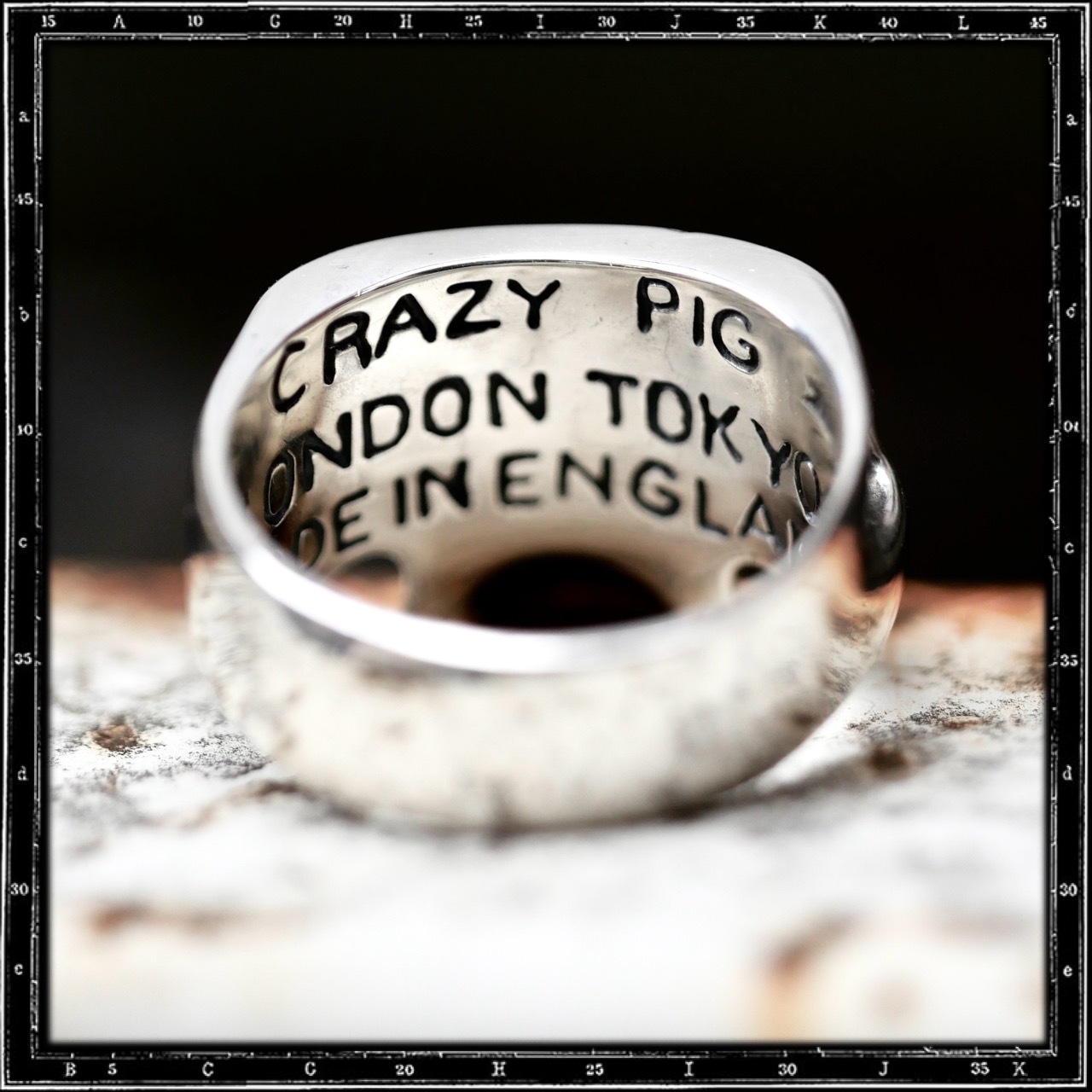 CHOPPED EVIL SKULL RING