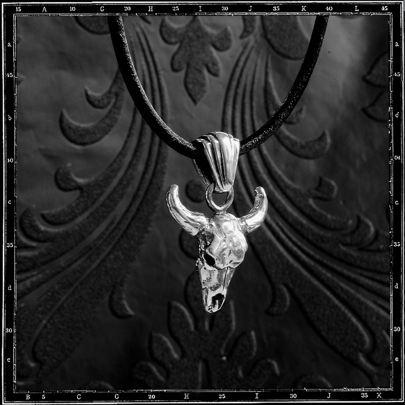 COW SKULL PENDANT - SMALL