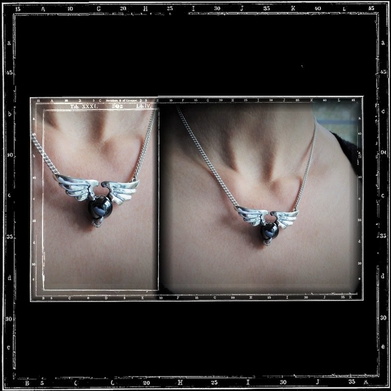 WINGED BALL STONE NECKLACE