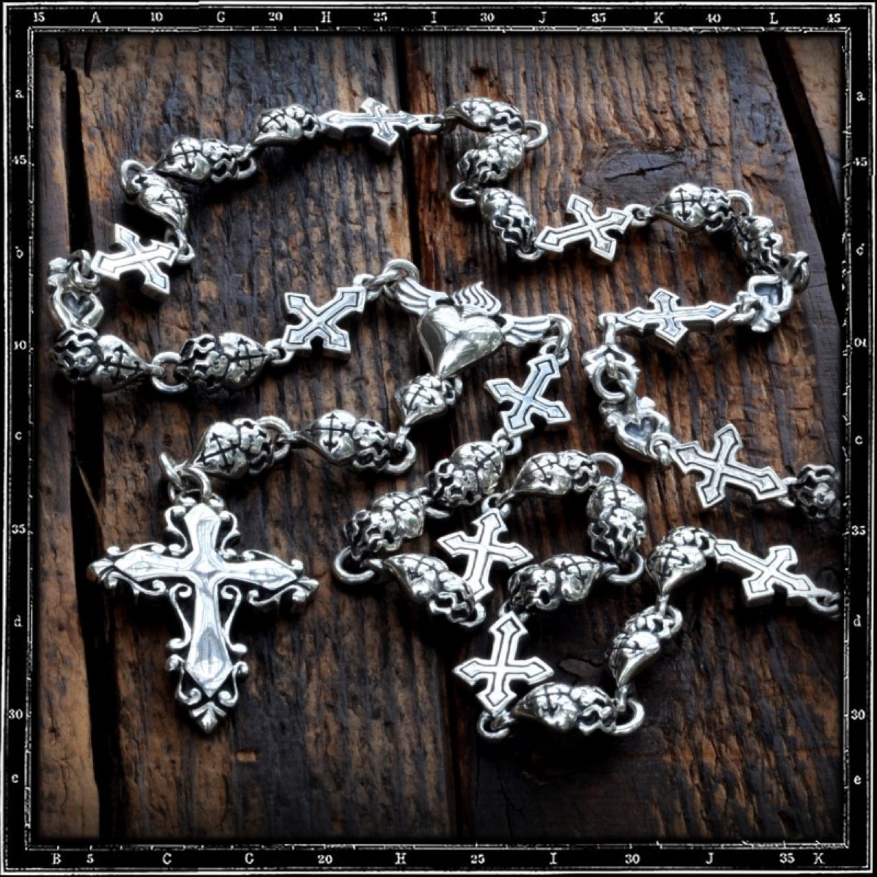 SAINT ROSARY NECKLACE | クレイジーピッグ公式オンラインストア