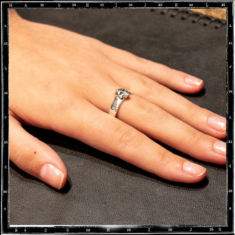 TOP JAW SKULL RING