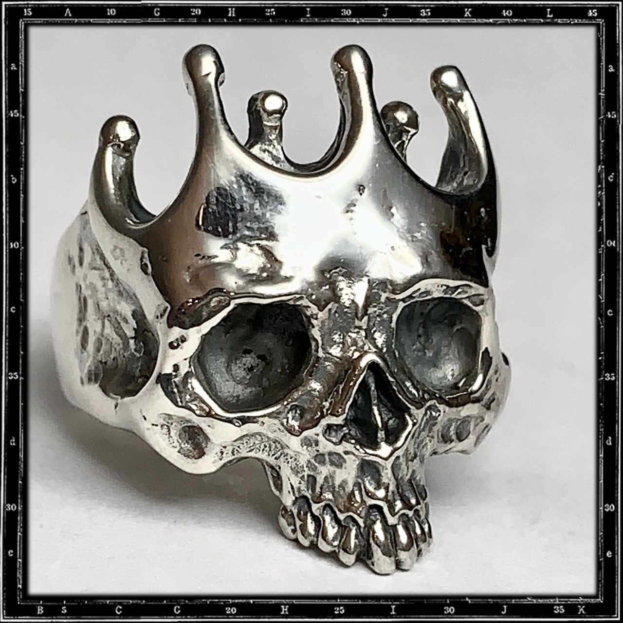 SURVIVAL SKULL RING