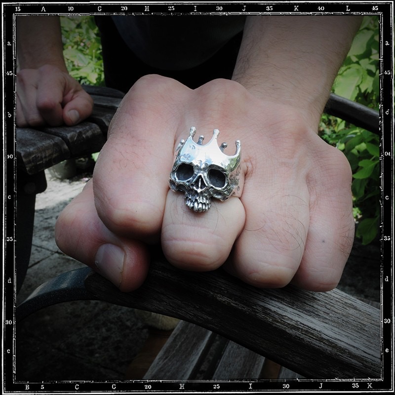 SURVIVAL SKULL RING