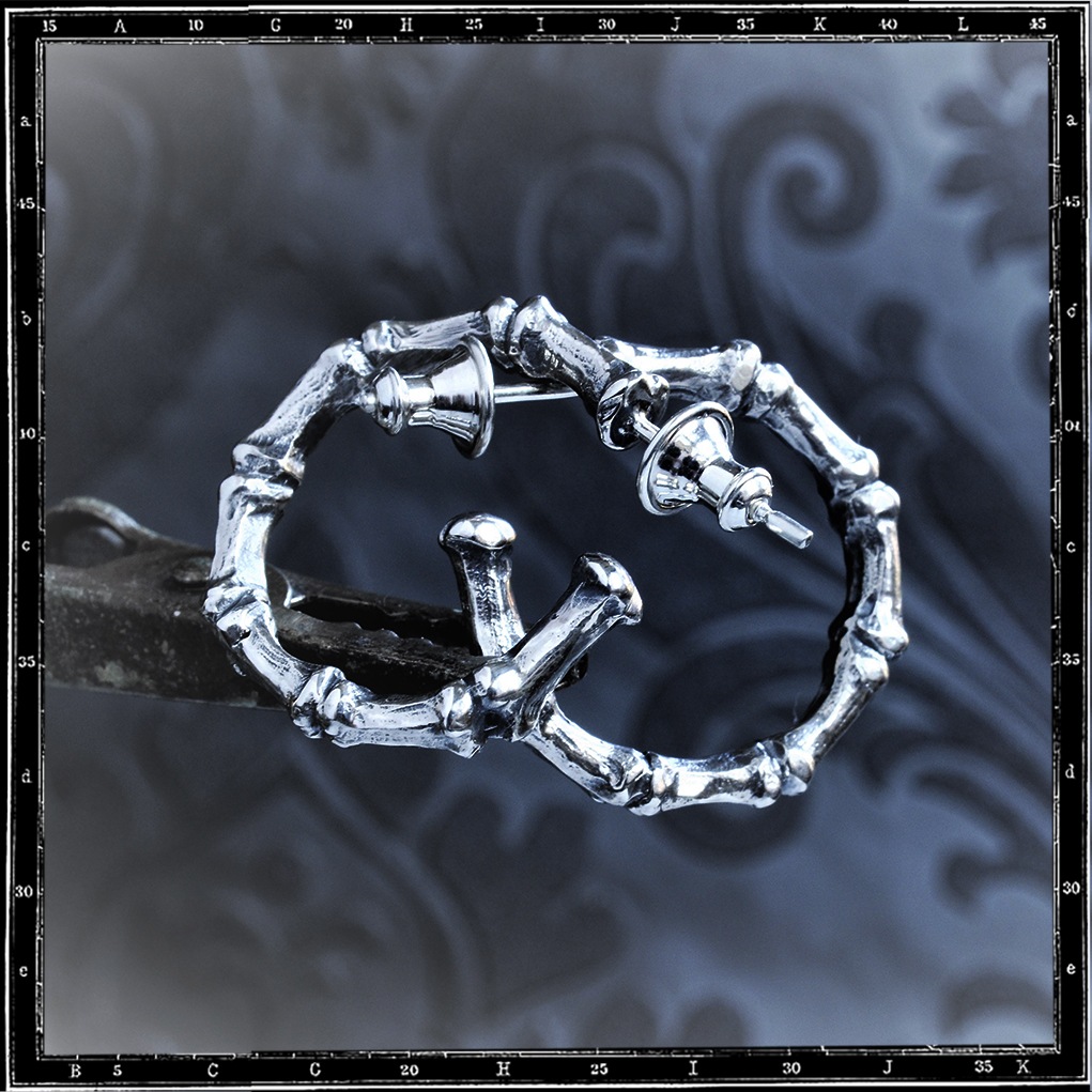 BONES HOOP EARRING