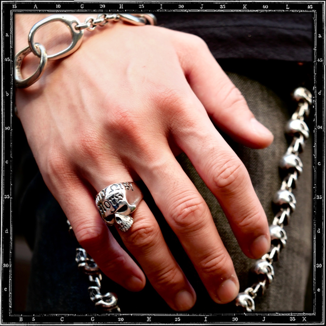 NEMO NISI MORS SKULL RING