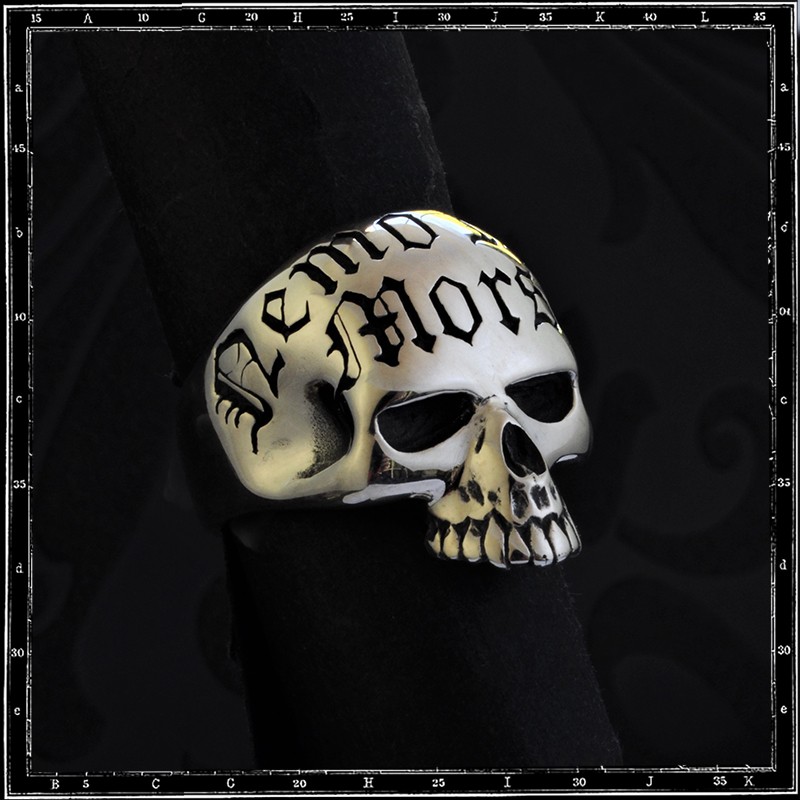 NEMO NISI MORS SKULL RING | クレイジーピッグ公式オンライン