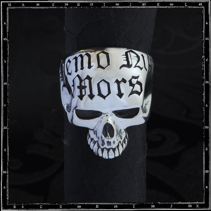 NEMO NISI MORS SKULL RING