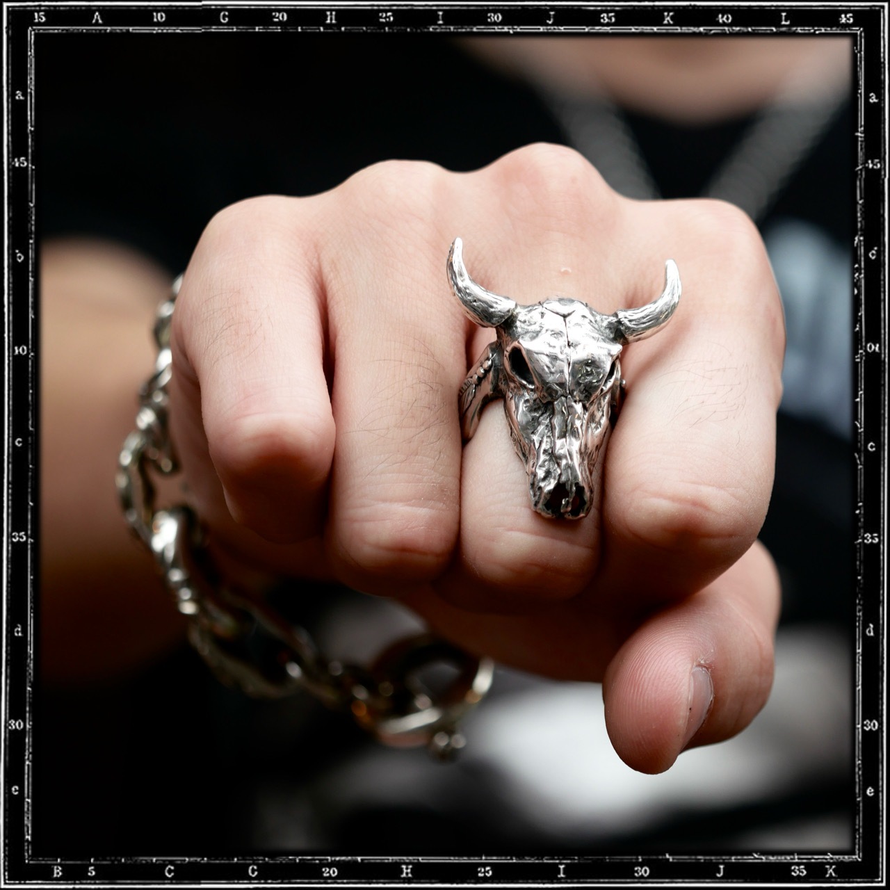 COW SKULL RING - LARGE
