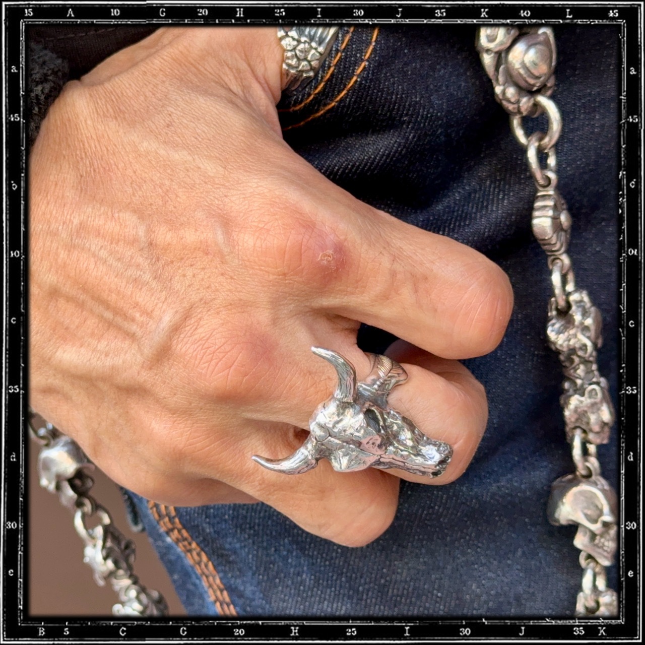 COW SKULL RING - LARGE