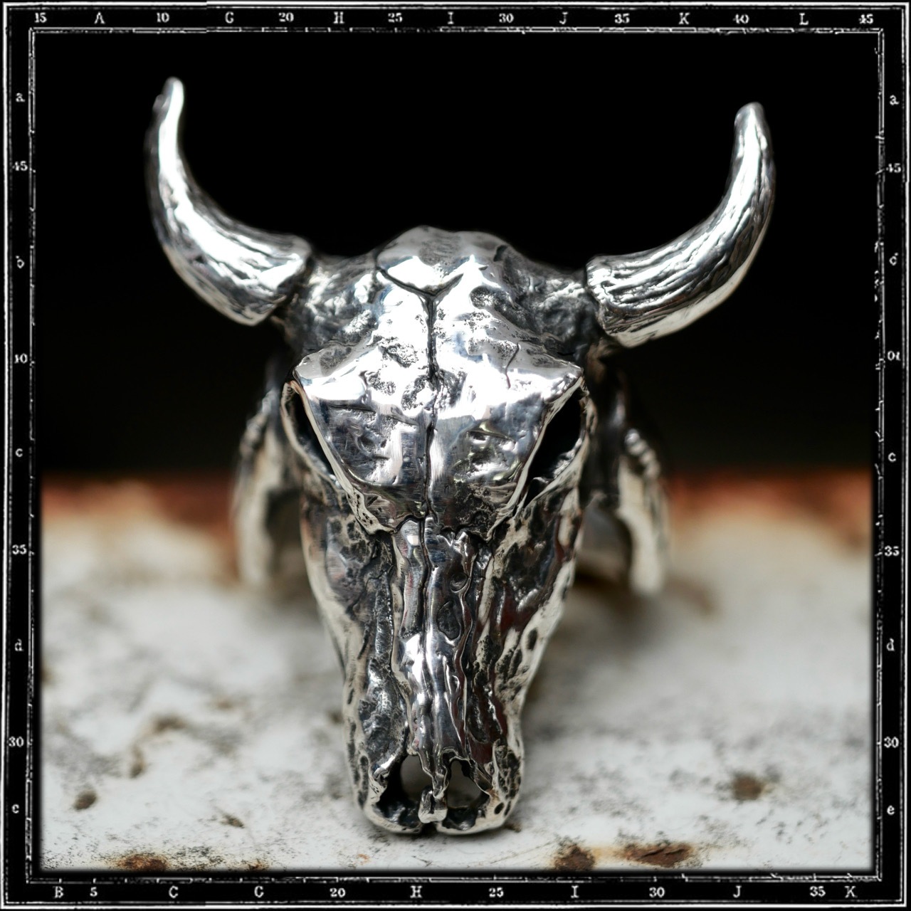COW SKULL RING - LARGE