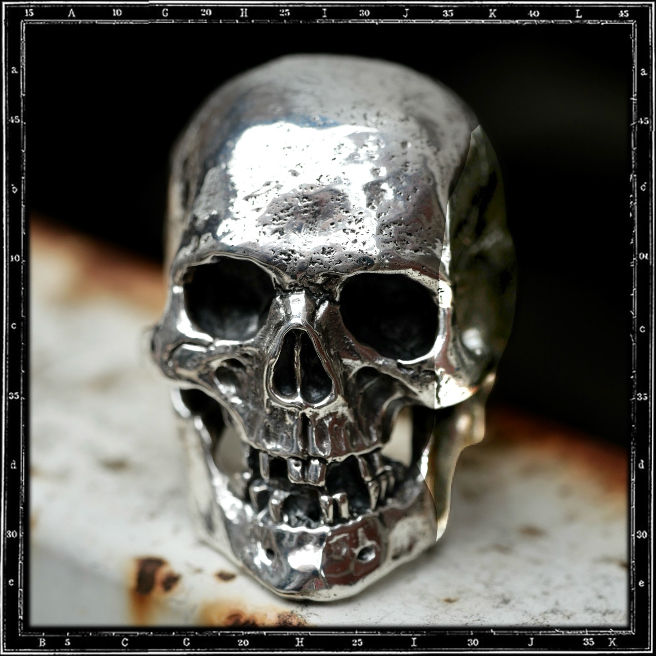LOST SKULL RING