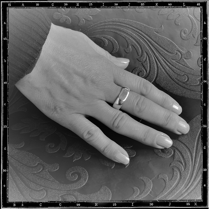 FLAT SIDED PLAIN BAND RING - SMALL #185 / JP19 ONLY