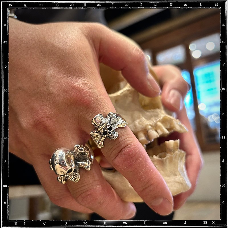 TOP HAT SKULL & CROSSBONES RING | クレイジーピッグ公式オンライン