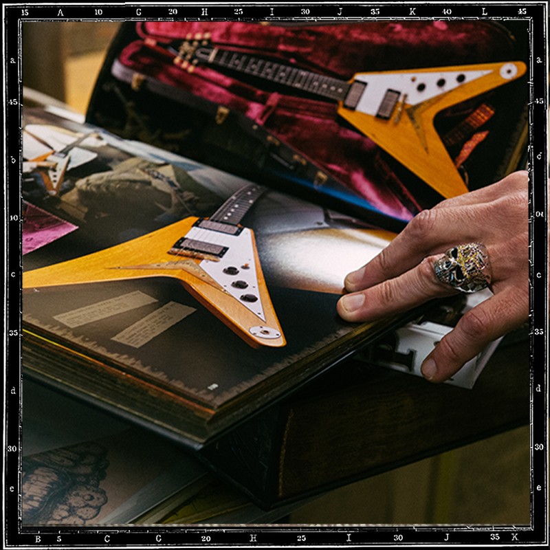 GUITAR EXP BOOK BY ARMAND SERRA