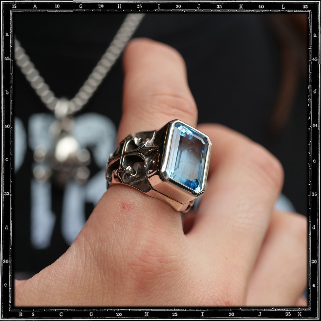 TWIN CROSS STONE RING
