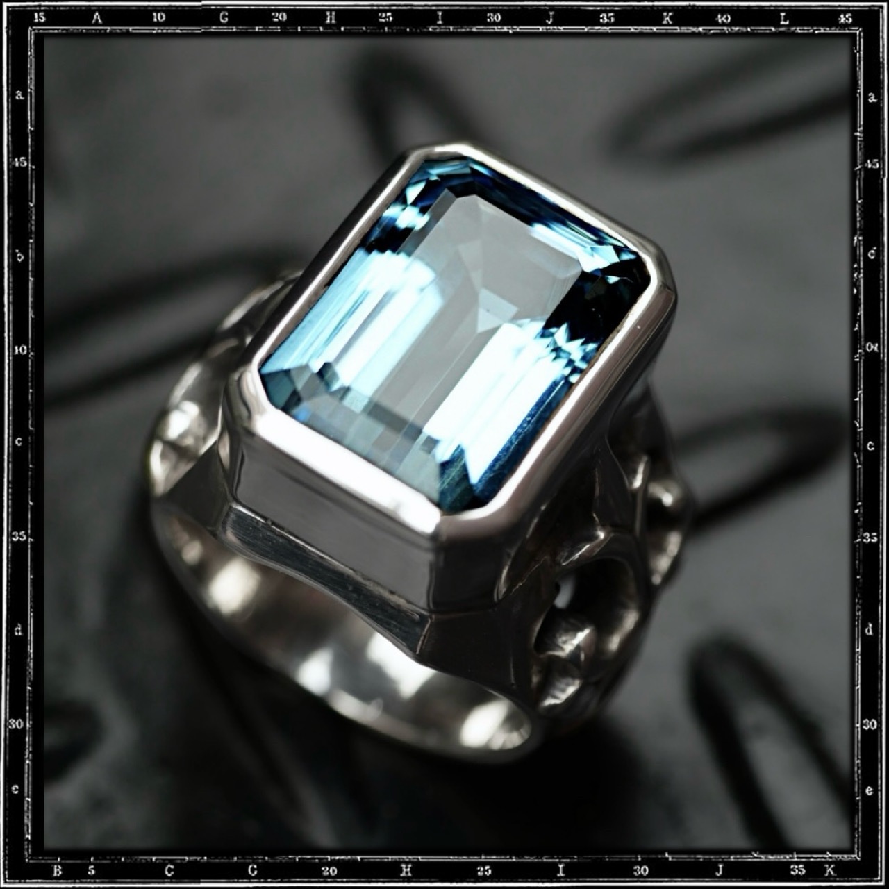 TWIN CROSS STONE RING