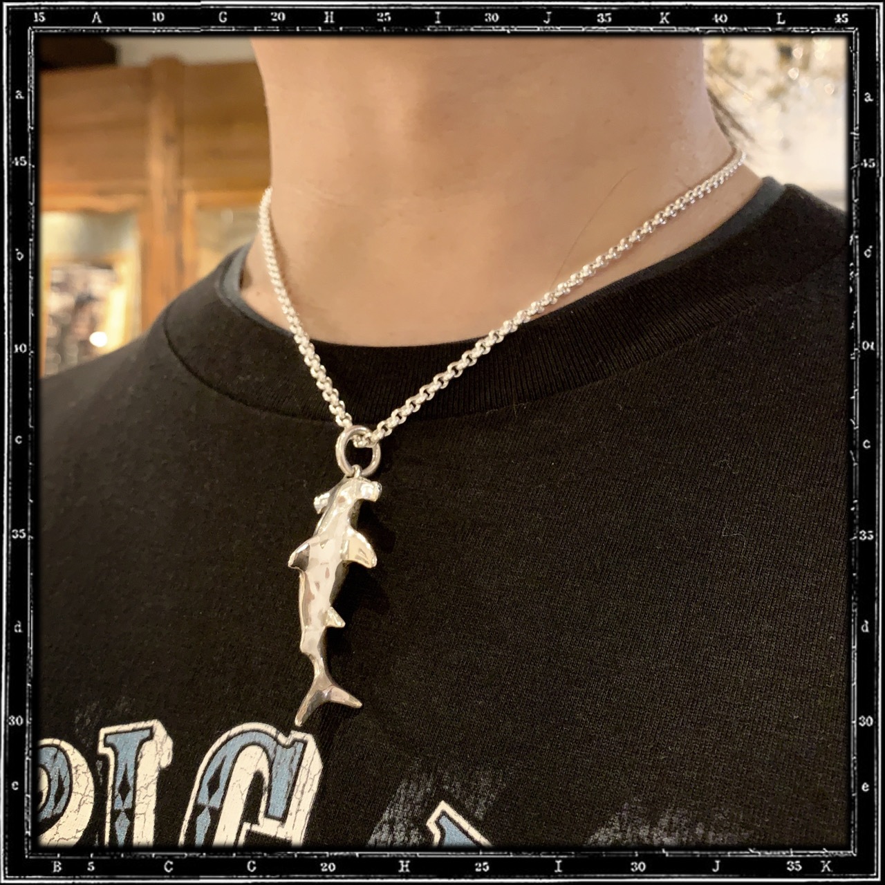 HAMMERHEAD SHARK PENDANT - LARGE