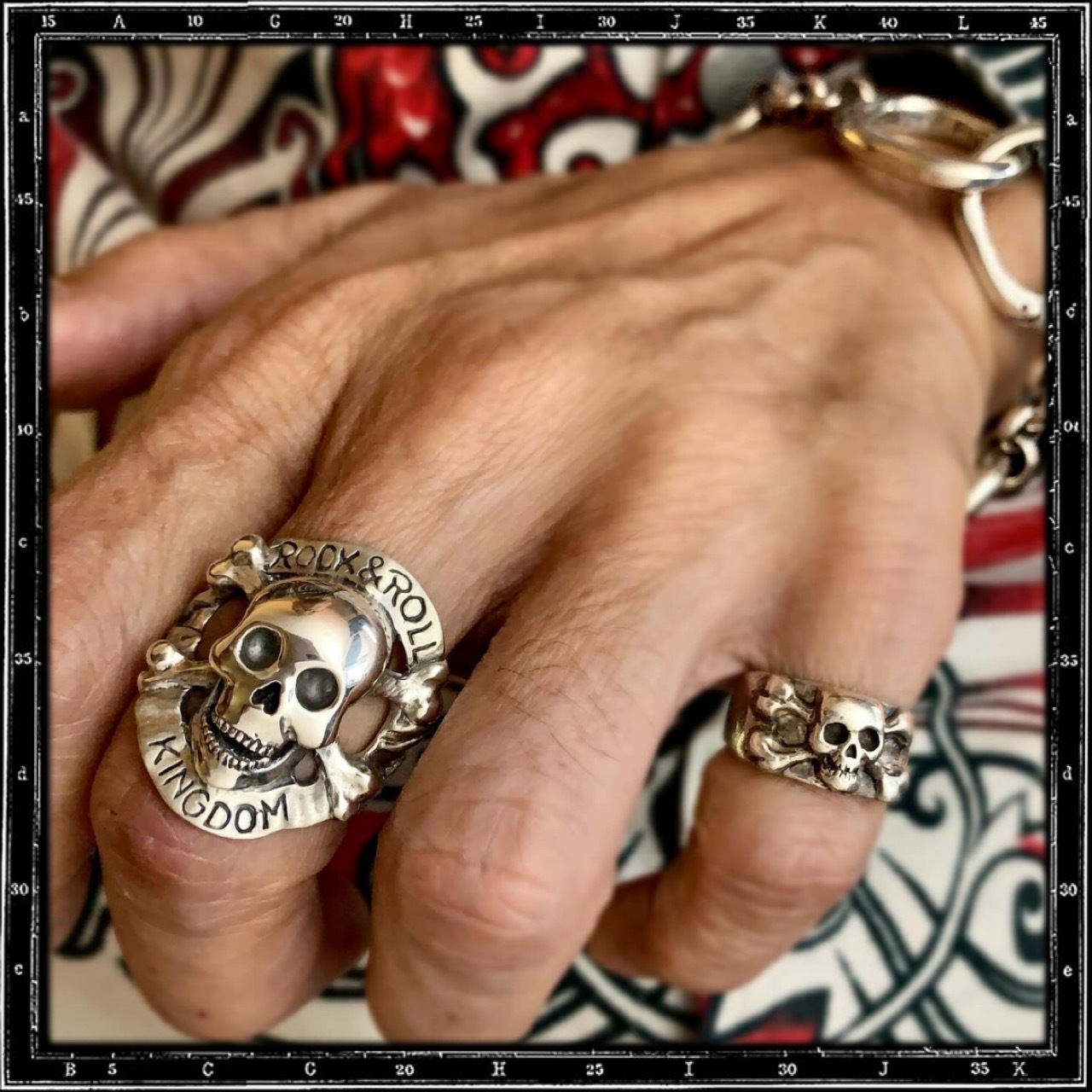 MAD3 ROCK ‘N’ ROLL KINGDOM RING