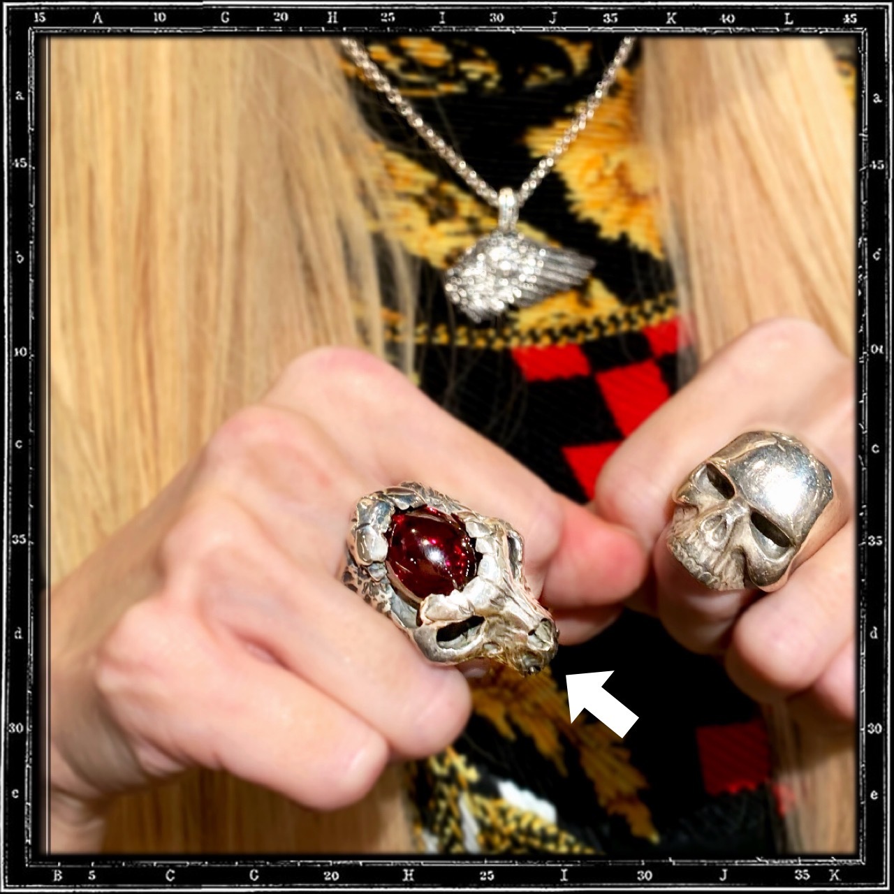 STONE AGE SKULL STONE RING