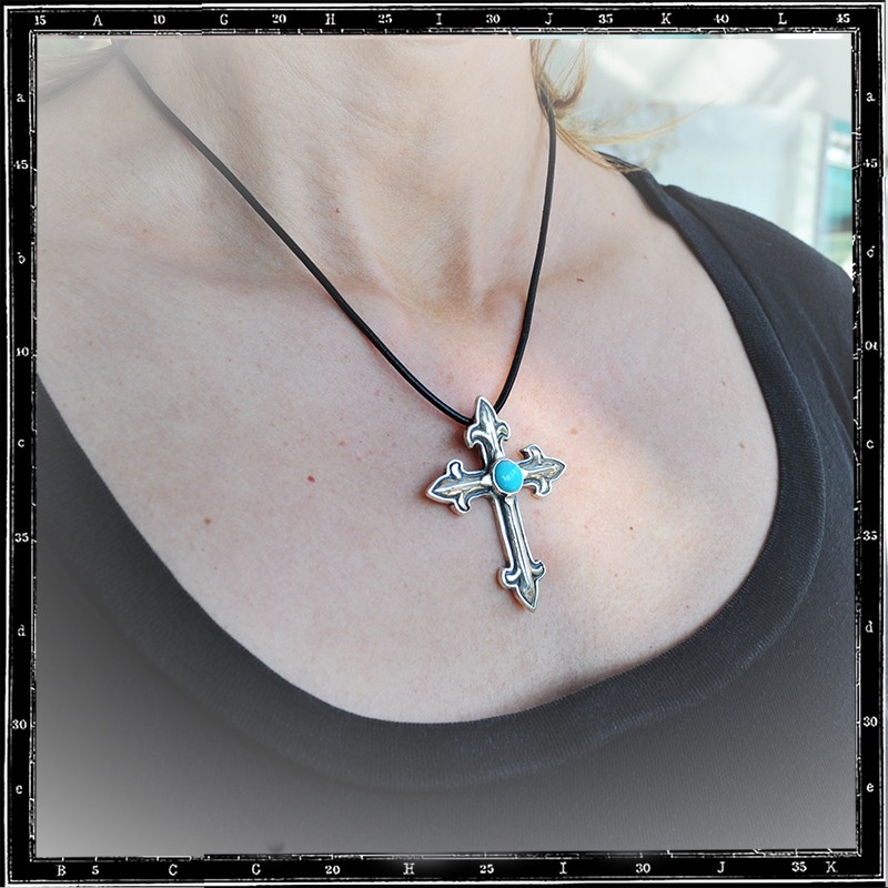 GOTHIC CROSS STONE PENDANT