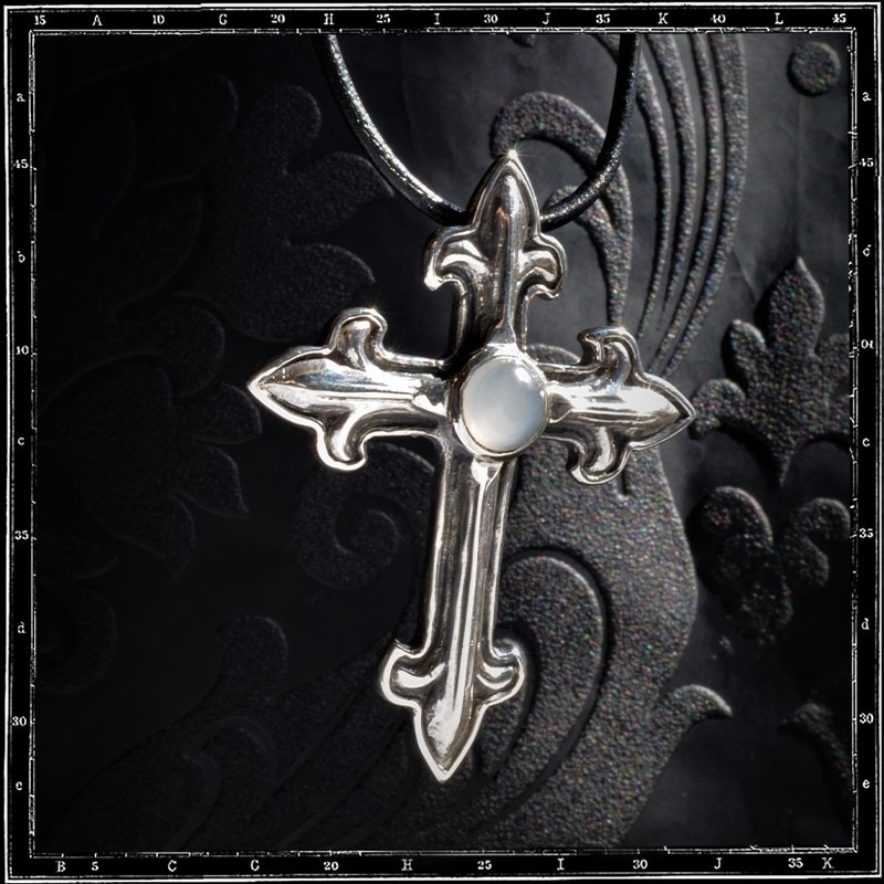 GOTHIC CROSS STONE PENDANT