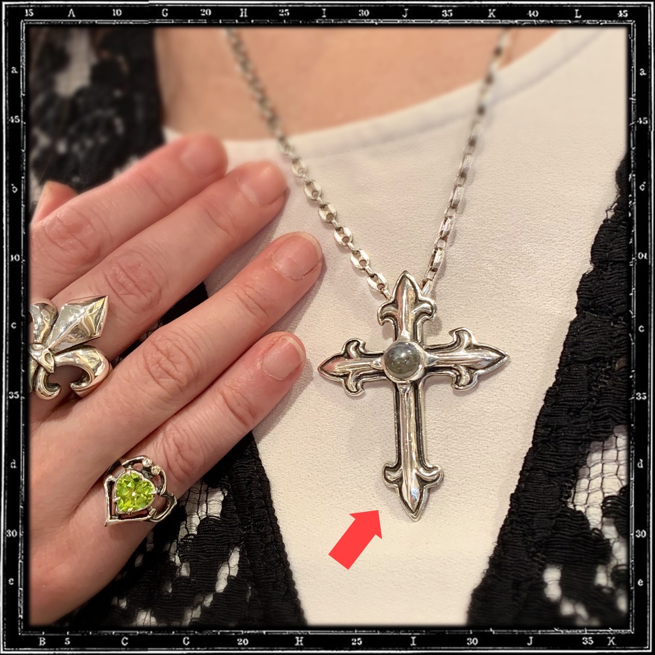 GOTHIC CROSS STONE PENDANT