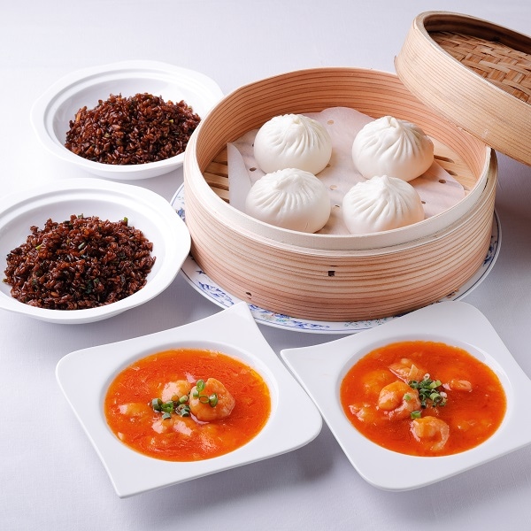 �������ںڻ���