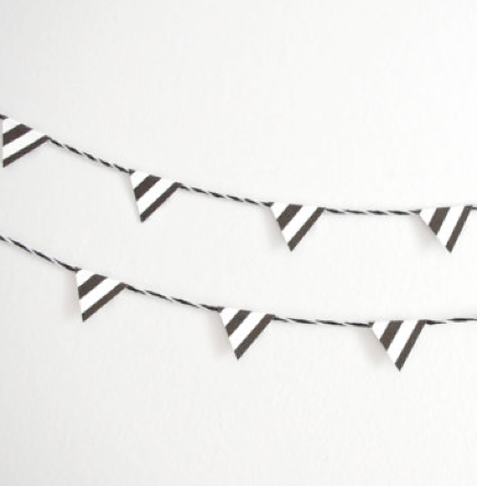 Happy August ハッピーオーガスト Paper Garland - Black and White 1.8m