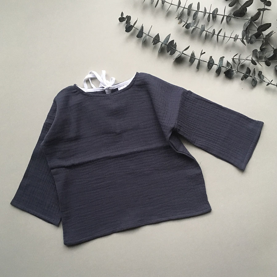 ●ドイツから liilu blouse オーガニックコットン 　[※1 クリックポスト可]　oversize shirt midnight -/-/-/6-8y