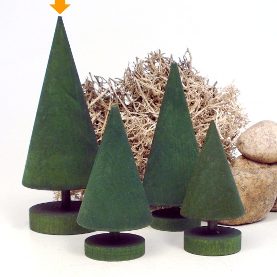 スウェーデンから　Larssons Tra ラッセントレー　木のツリー L 高さ14.0cm GR