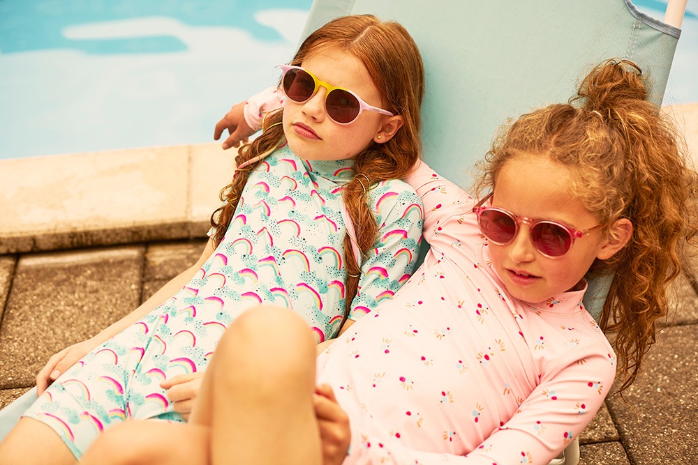 ［60%OFF］From DENMARK soft gallery UPF 50+　Sunsuit Rey rainbow 2Y-/-