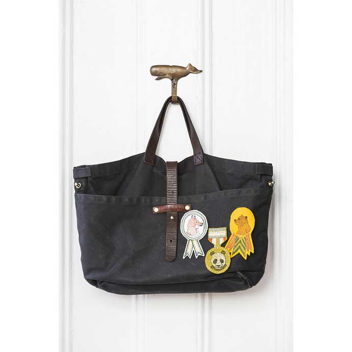 Coral & Tusk コーラルアンドタスク フェルトメダルバッチ chipmunk medal シマリス