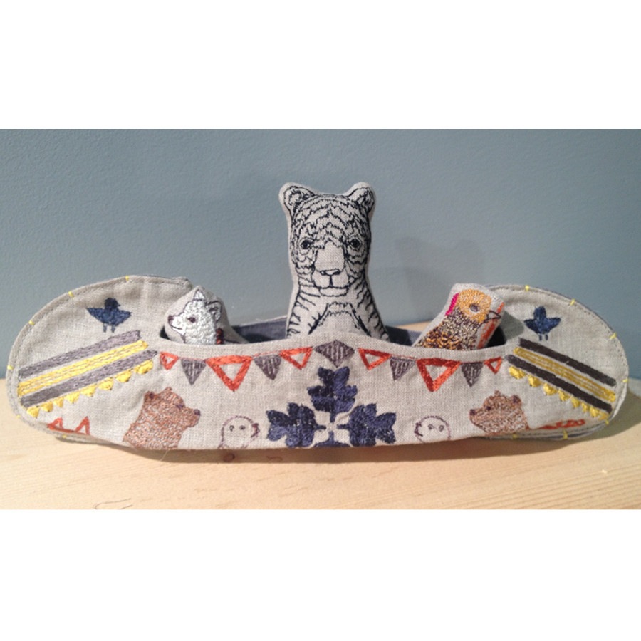 Coral & Tusk コーラルアンドタスク circus tiger pal リネンマスコット ニギニギとしても