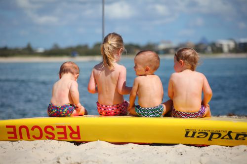 [再下-70%] オーストラリアから Rashoods ラッシューズ 15SS 太陽光を97％遮断するUPF 50+ SWIM NAPPY 水遊び用オムツウエア 3-6M/6-9M/9-12M