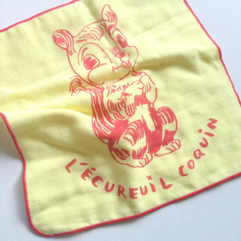 ナタリー・レテ　タオルハンカチ／りす　25cm×25cm