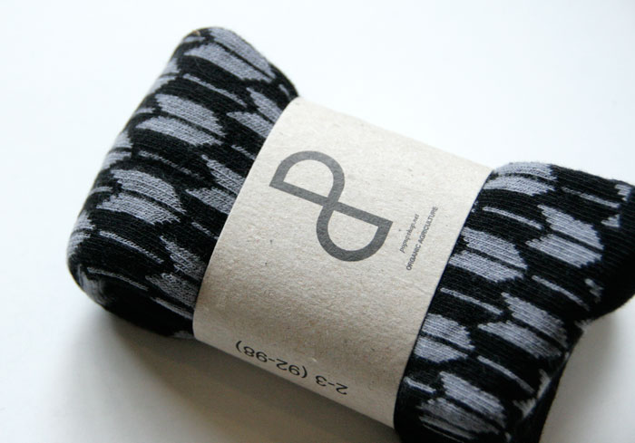 【60％再下】POPUPSHOP ポップアップショップ  Square Black 矢羽ブラック タイツ オーガニックコットン混紡 -/2-3/4-5/6-8