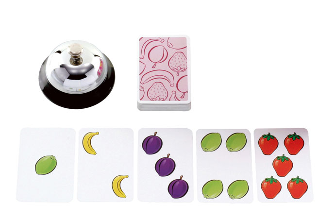 AMIGO ドイツ製 HALLI GALLI ハリガリ　いつのまにか計算が得意になる白熱ゲーム